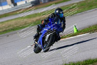 media/Jan-21-2023-Fastrack Riders (Sat) [[fcf3f88a30]]/Level 2/Session 4 Turn 6-Mountian Shot/